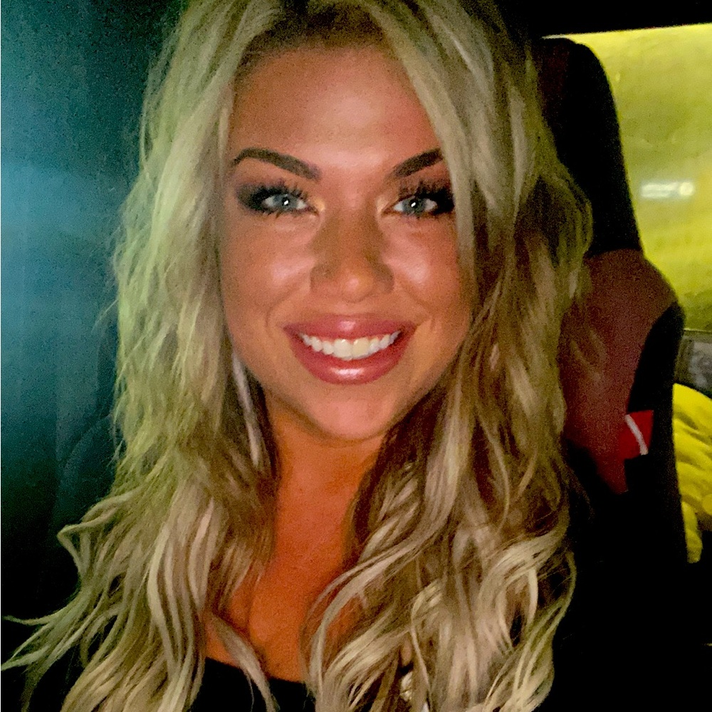 Meet your Posher, Kristen